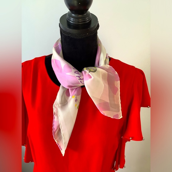 LOVELY AUTHENTIC CHANEL SCARF 💖💖 - Picture 5 of 8